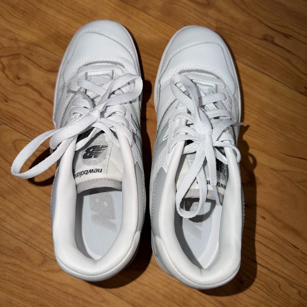 New Balance 550 - Picture 2 of 5